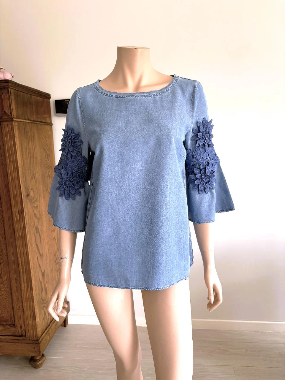 🌼 Blusa lyocell More & More – tamanho 36 – look jeans e mangas bordadas – photo 4